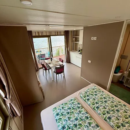 Dune Lido Di Colico, Direct On & Town Apartamento *